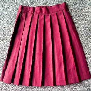 French Toast pleated maroon skirt official school wear size 8 plus tie (bonus)